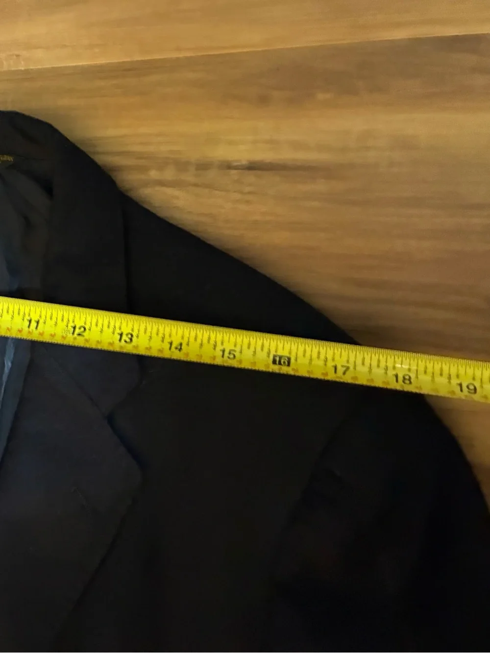 VTG Strathmore by Anderson~Little, Navy blazer classic tailored design. 100%wool